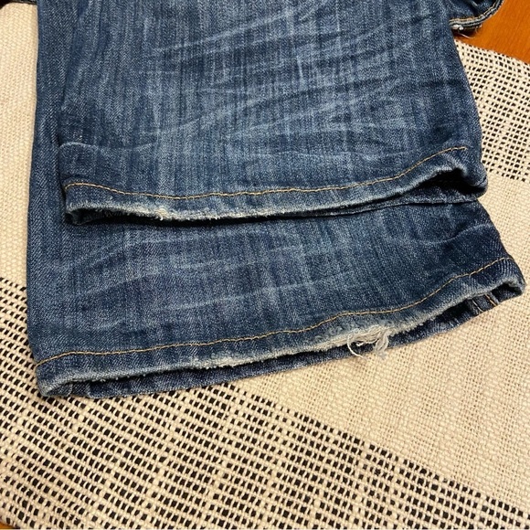 ALMOST FAMOUS / Dark Washed Factory Distressing Boot Cut Mid Rise Jeans Size 9 - Picture 11 of 11